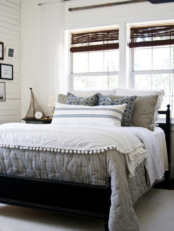 Bedroom-Design-Guide_LaylaPalmer-cottage-chic-bed_s3x4_lg