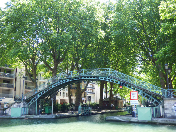 canal-st-martin-bridge