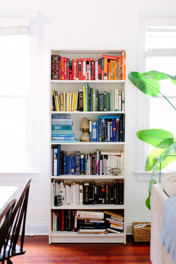rainbow-book-shelf